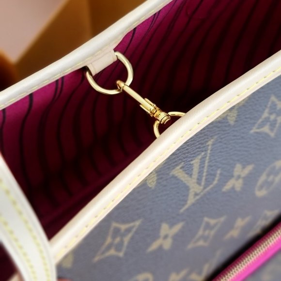 Louis Vuitton Neverfull PM - Picture 8 of 16